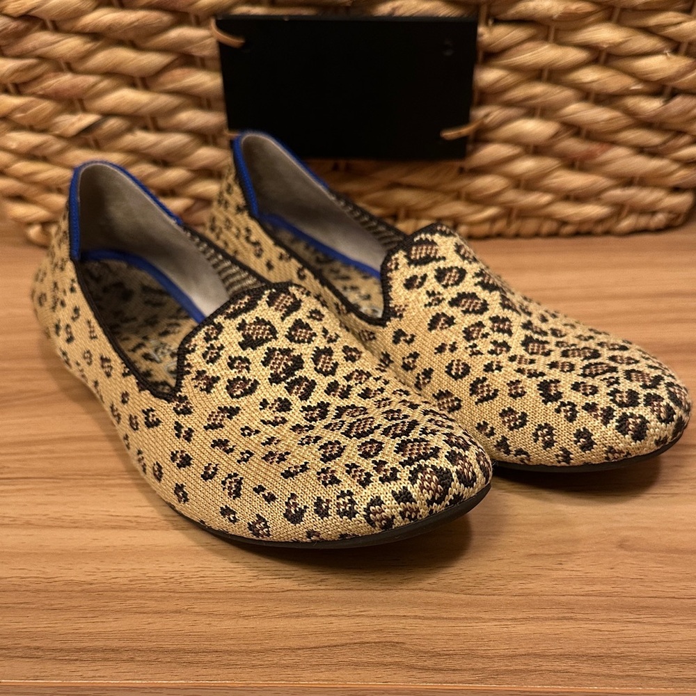 EUC Rothys Leopard Print Slip-On Loafers, women’s 9